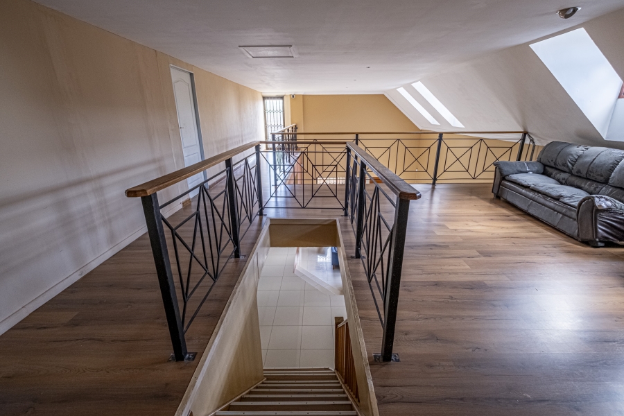 9 Bedroom Property for Sale in Summerstrand Eastern Cape